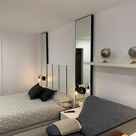 Apartamentos Lux Carrion Carrion De Los Condes Luaran gambar